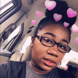 Meet your Posher, Deloria